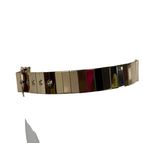 Women's Gold Metallic Adjustable Belt Modern Rectangular Design Polished Buckle - Picture 4 of 12